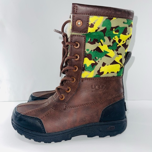 UGG KIDS YOUTH CAMO BOOTS WATERPROOF SIZE 1 SNOW BOOTS - Picture 3 of 7